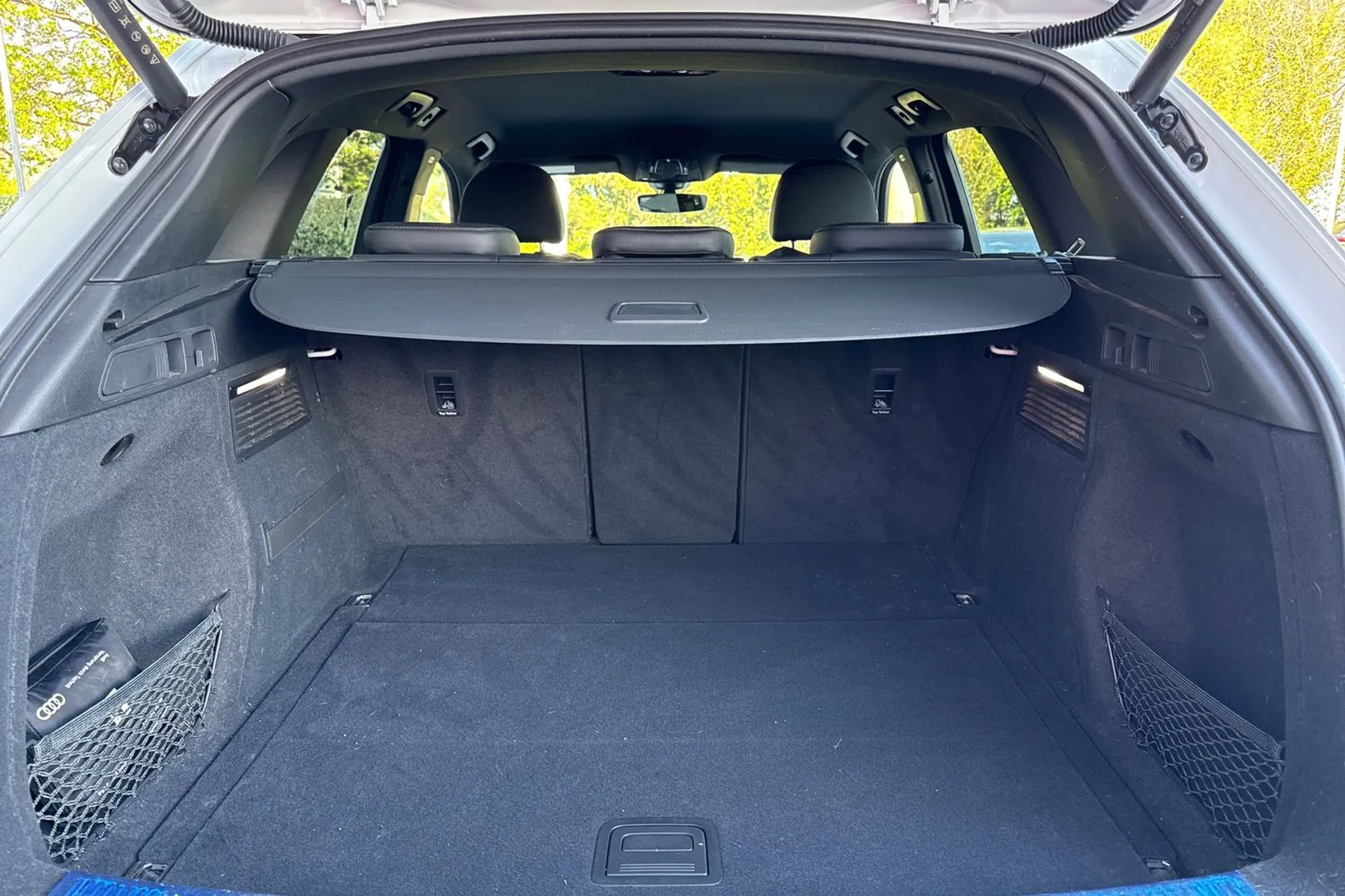 Audi Q5 thumbnail image number 33
