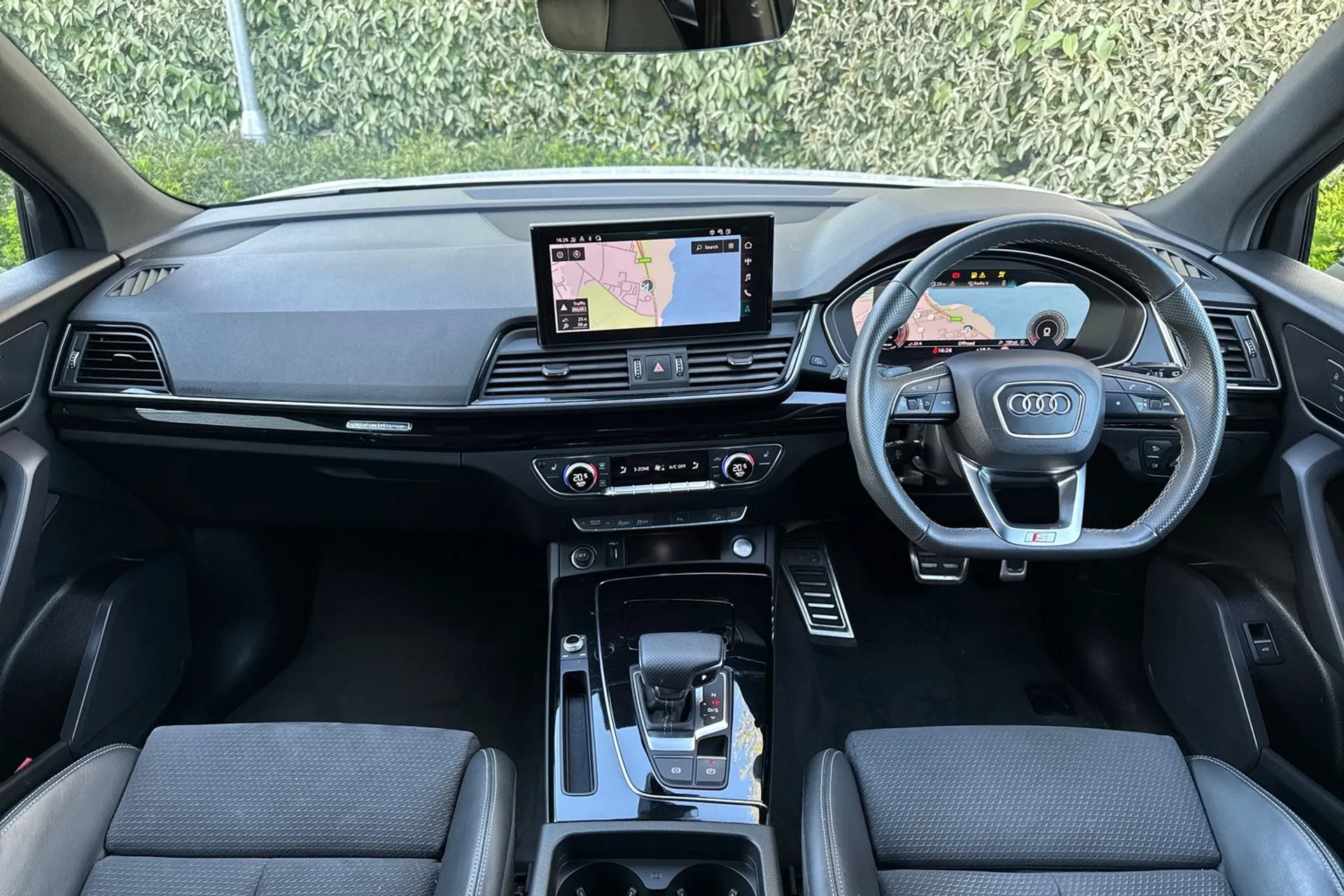 Audi Q5 thumbnail image number 3