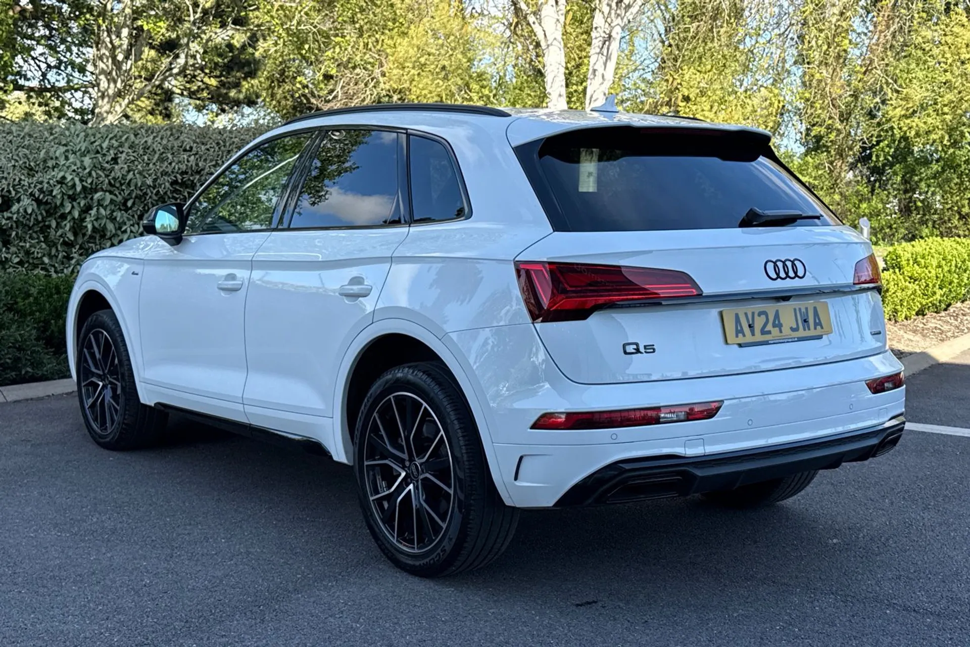Audi Q5 thumbnail image number 16