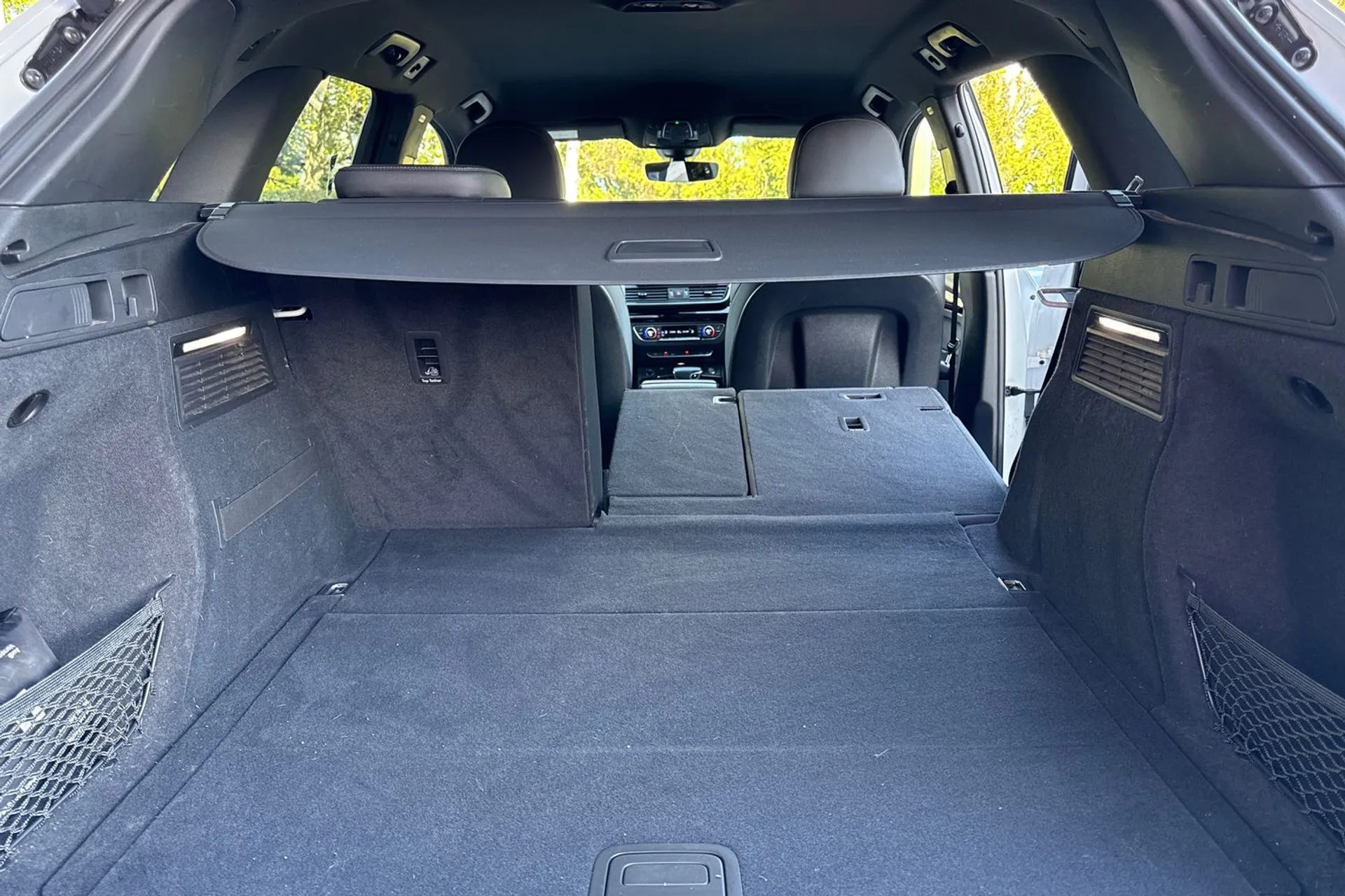 Audi Q5 thumbnail image number 35
