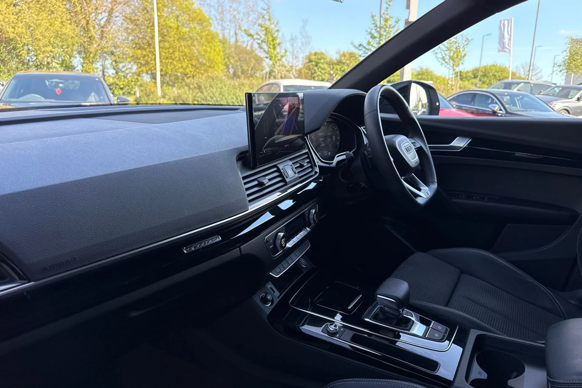 Audi Q5 thumbnail image number 42