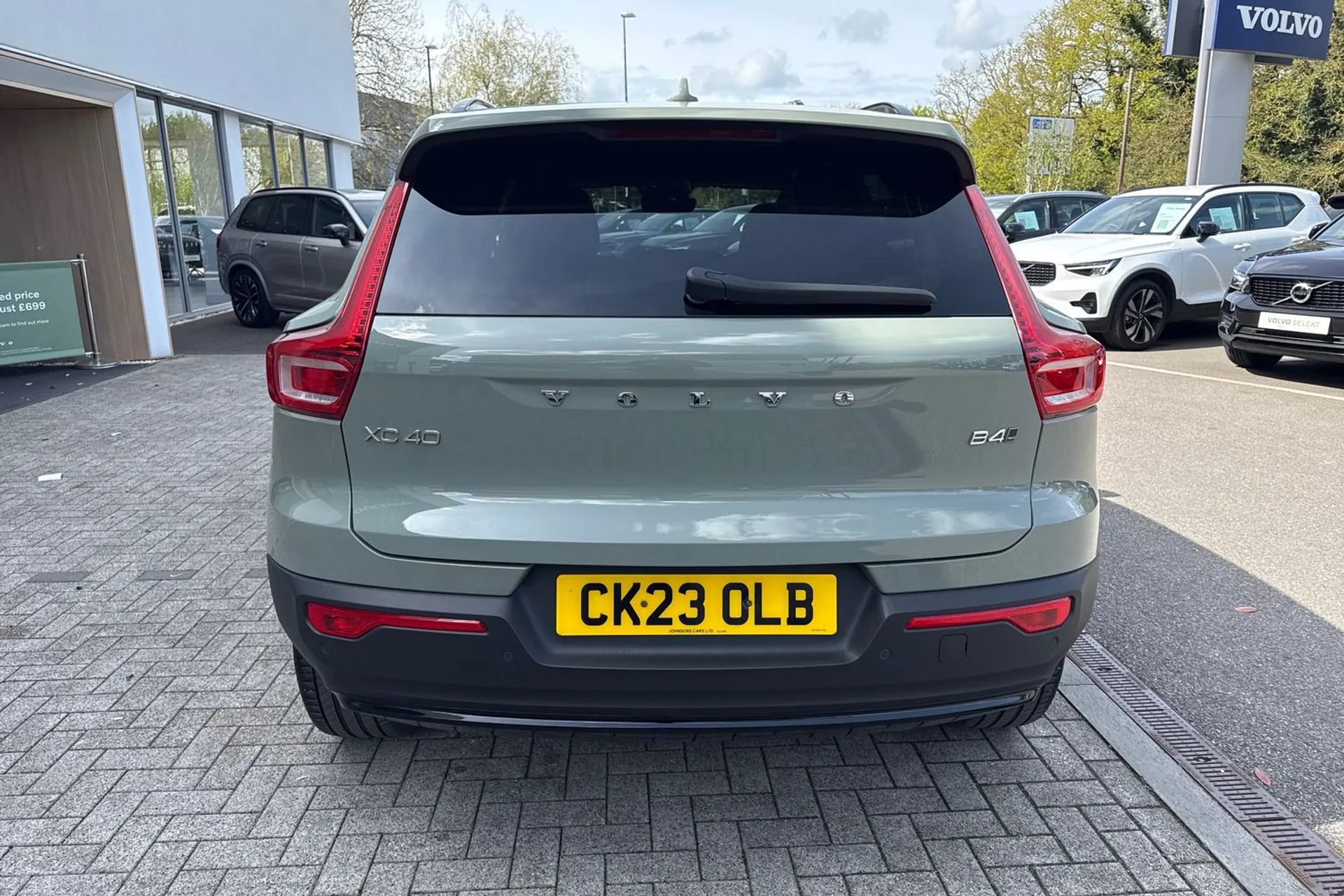 Volvo XC40 thumbnail image number 9