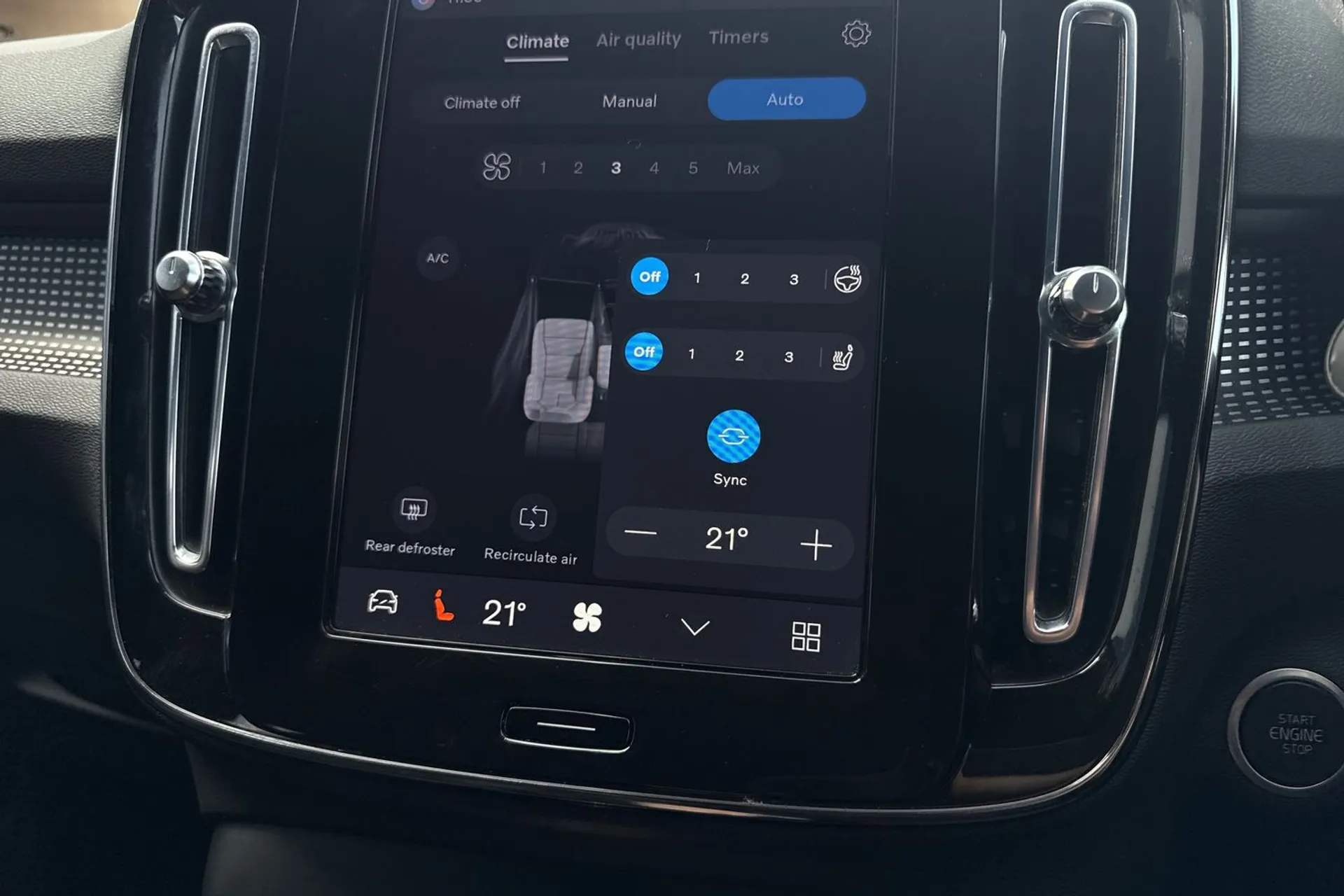 Volvo XC40 thumbnail image number 39