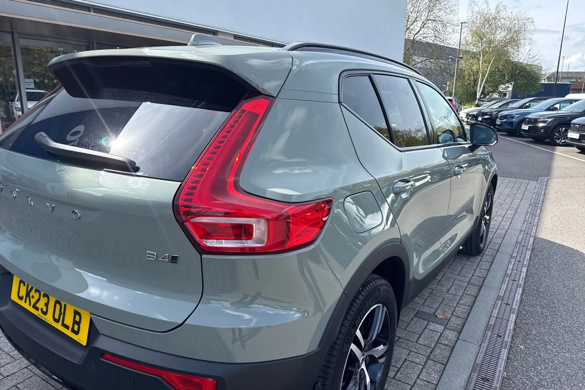 Volvo XC40 thumbnail image number 15