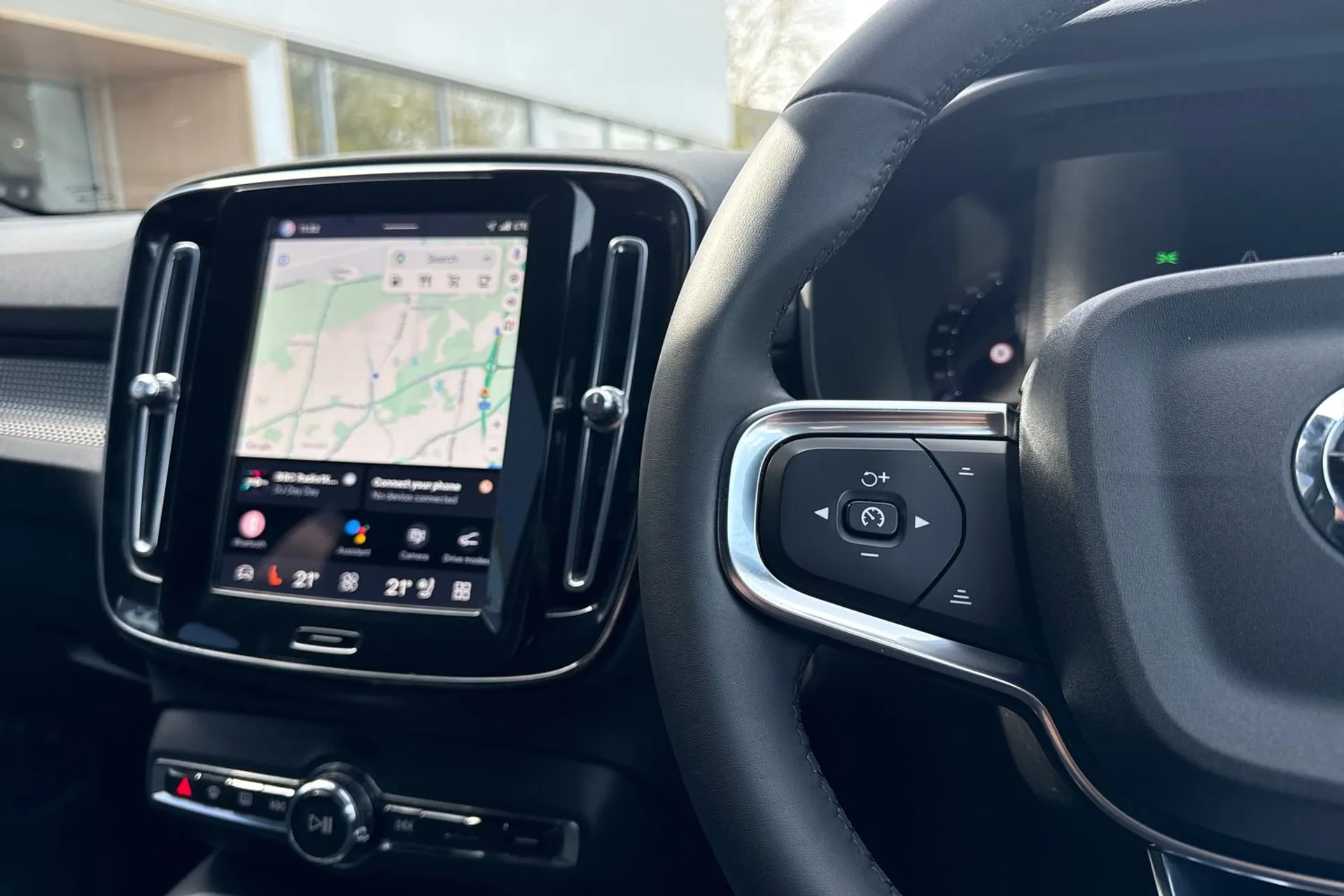 Volvo XC40 thumbnail image number 36