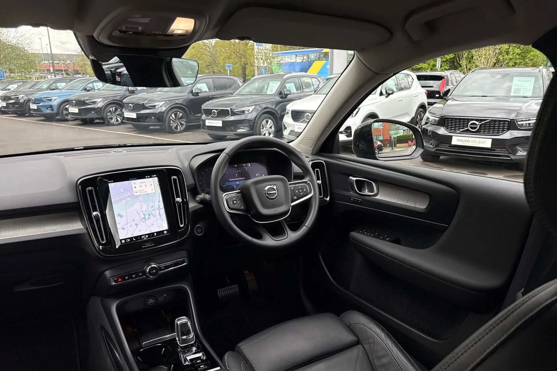 Volvo XC40 thumbnail image number 33