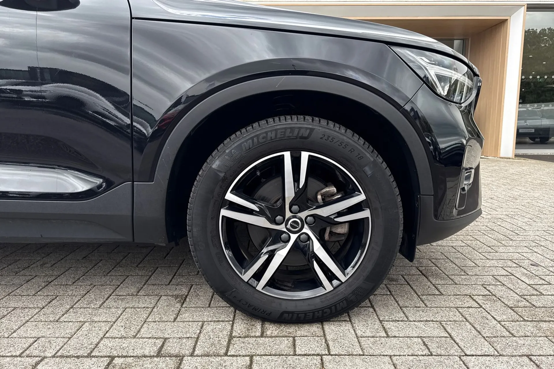 Volvo XC40 thumbnail image number 14