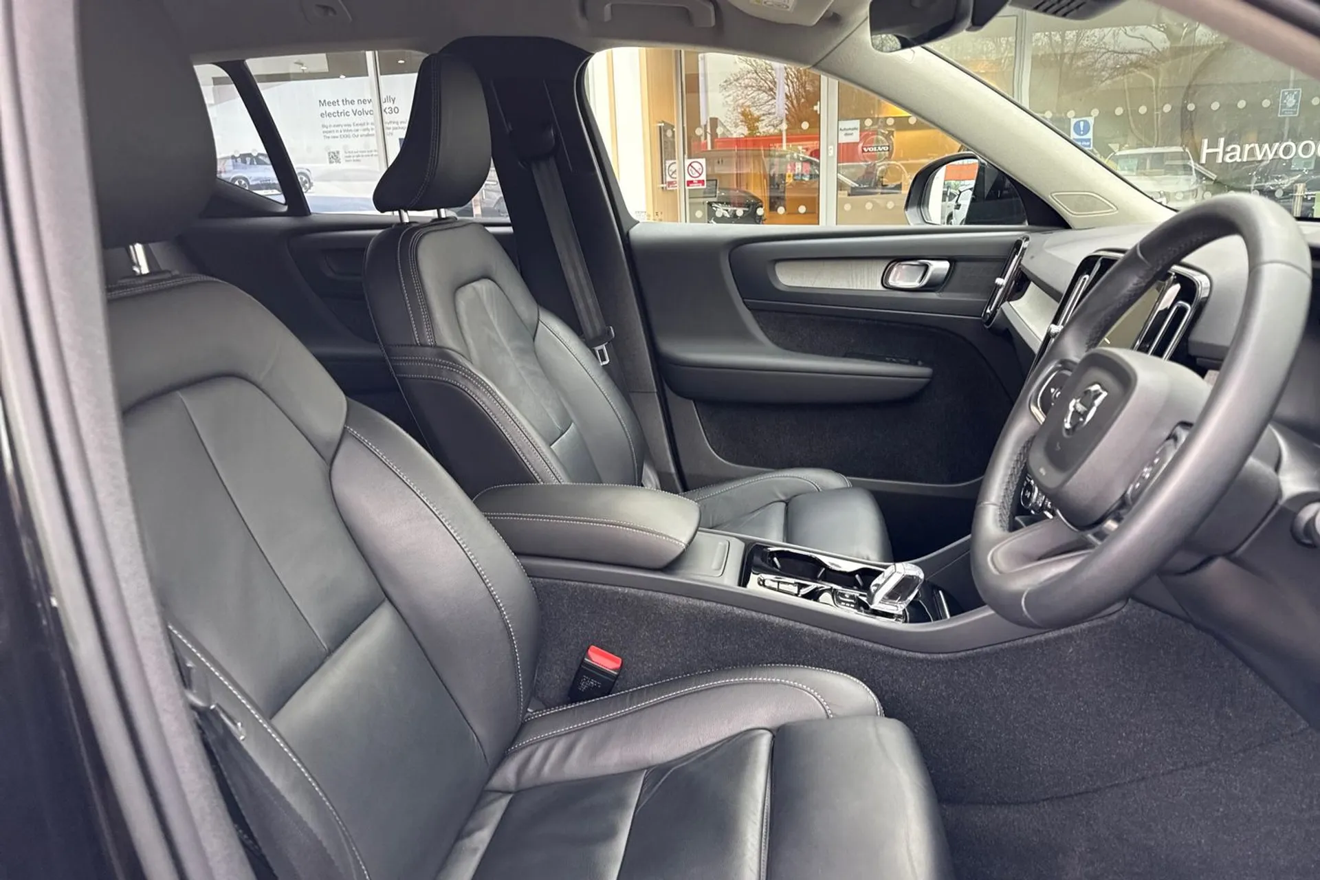 Volvo XC40 thumbnail image number 26