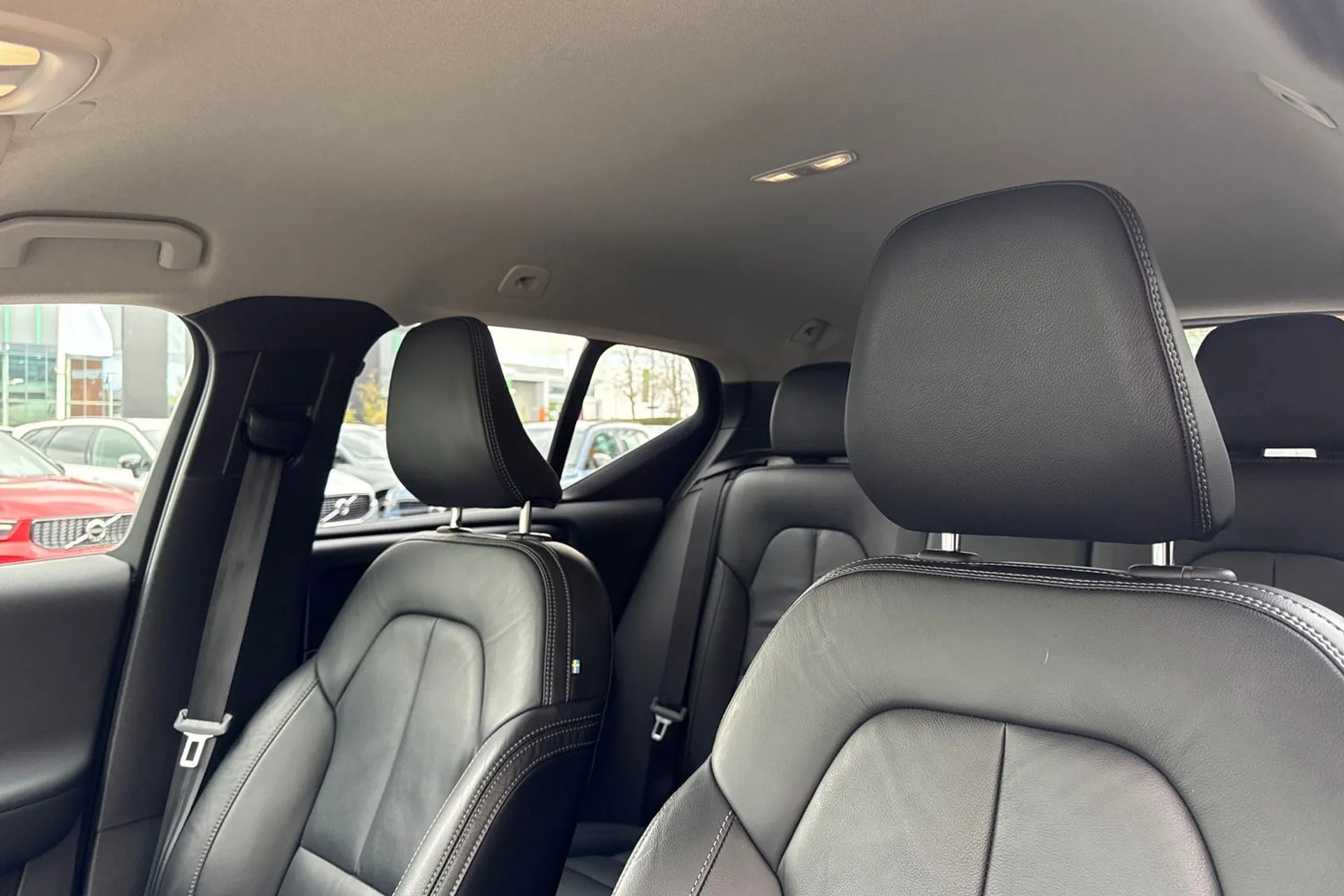 Volvo XC40 thumbnail image number 29