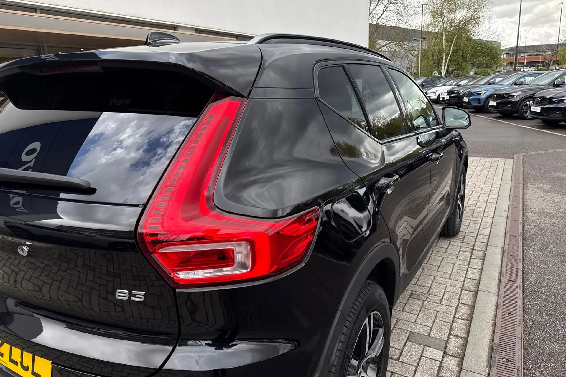 Volvo XC40 thumbnail image number 15
