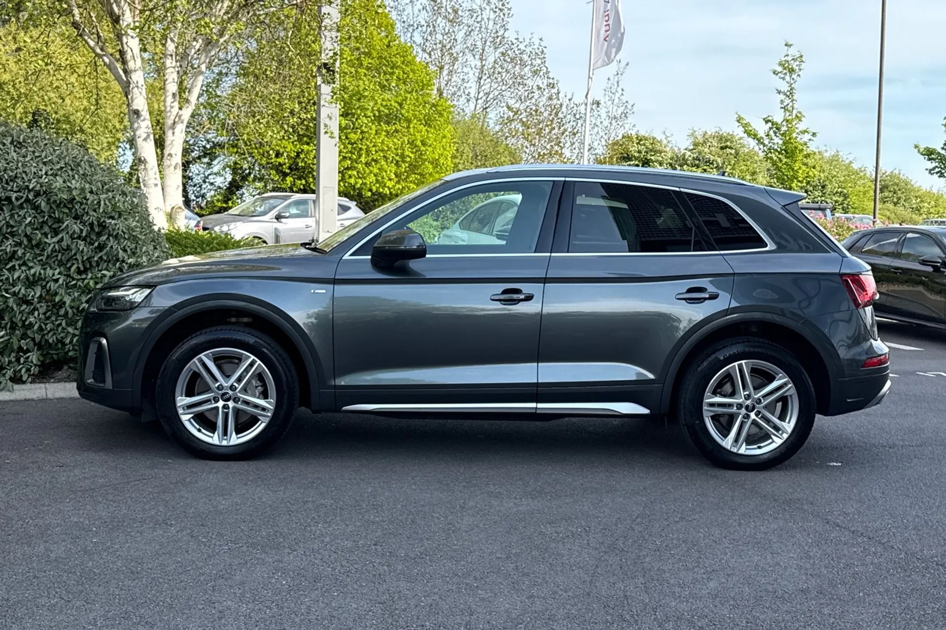 Audi Q5 thumbnail image number 22