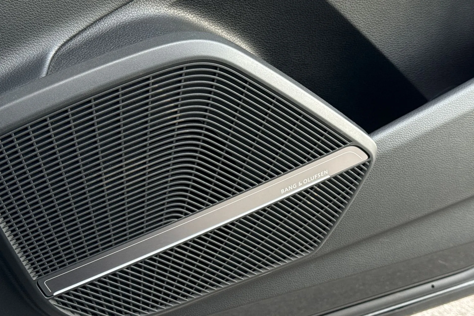 Audi Q5 thumbnail image number 36