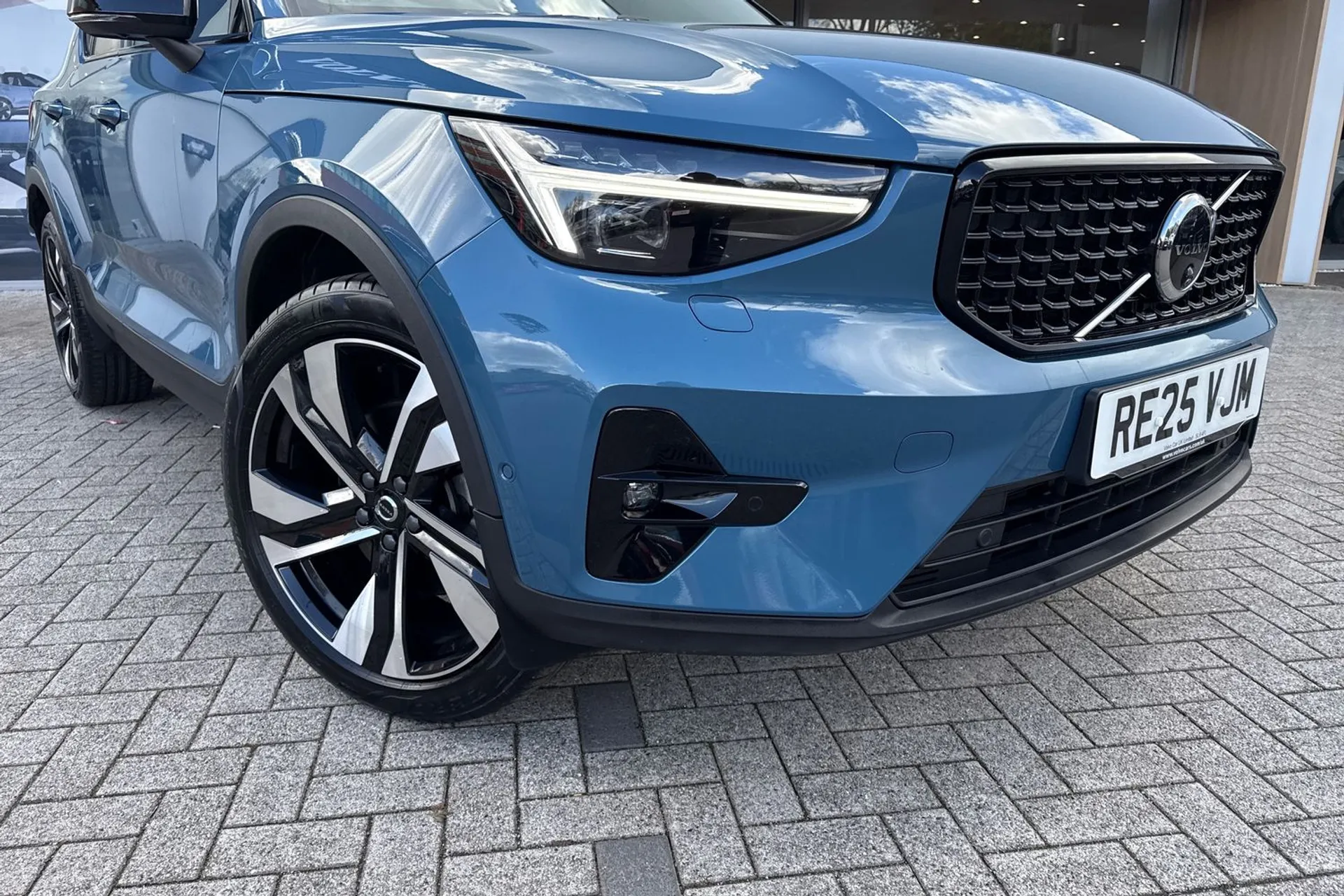 Volvo XC40 thumbnail image number 7