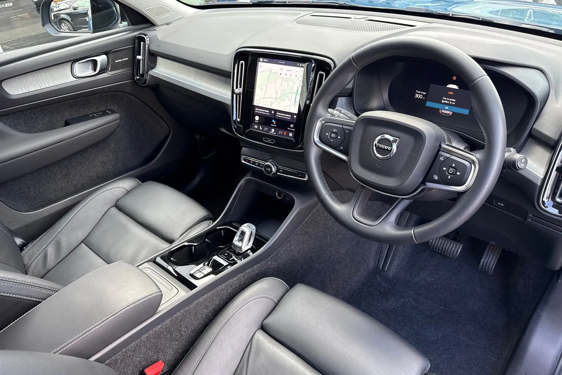 Volvo XC40 thumbnail image number 6