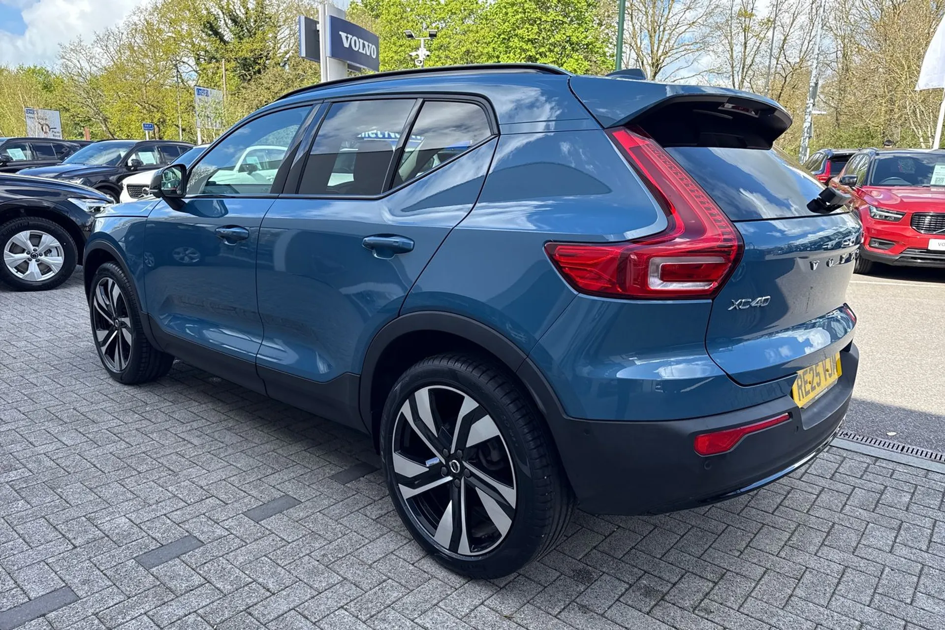 Volvo XC40 thumbnail image number 10