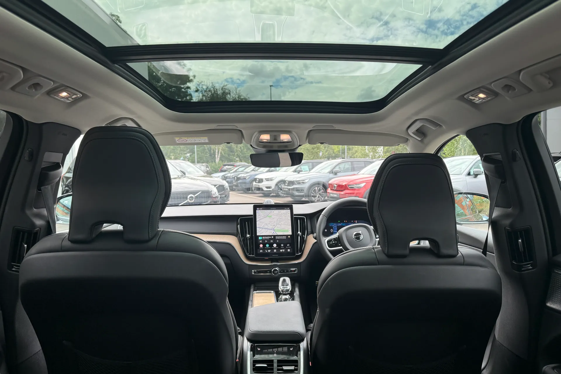 Volvo XC60 thumbnail image number 23