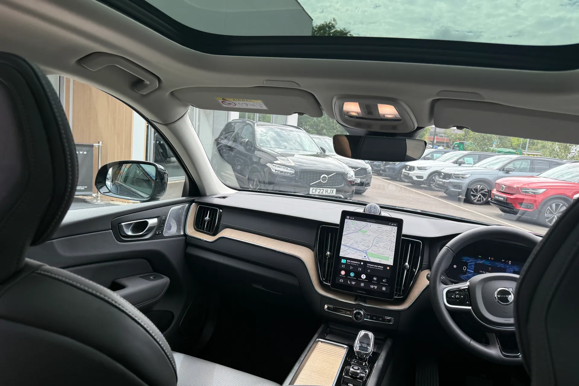 Volvo XC60 thumbnail image number 32