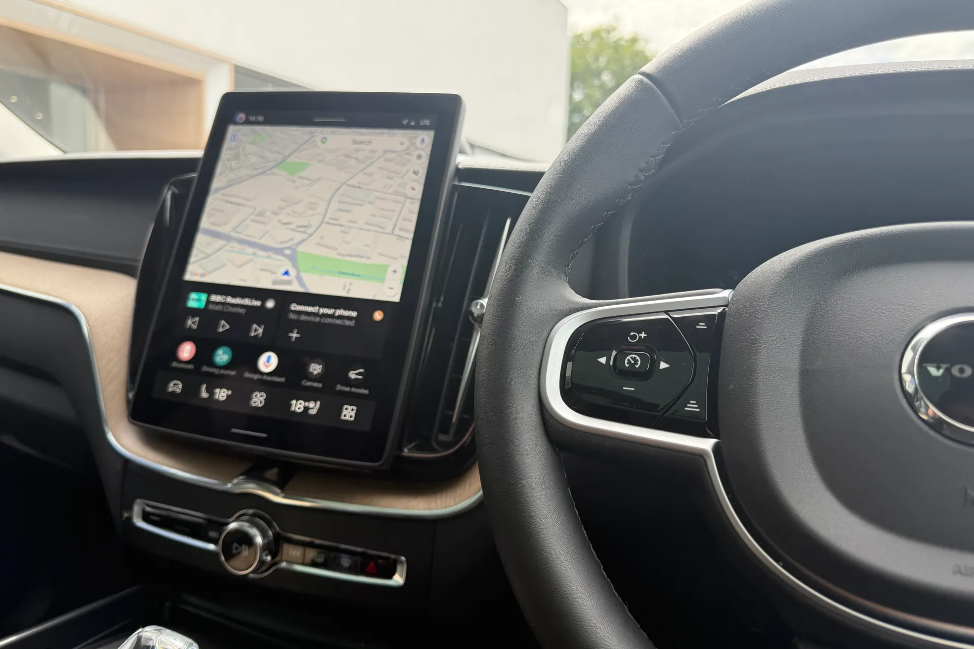 Volvo XC60 thumbnail image number 36