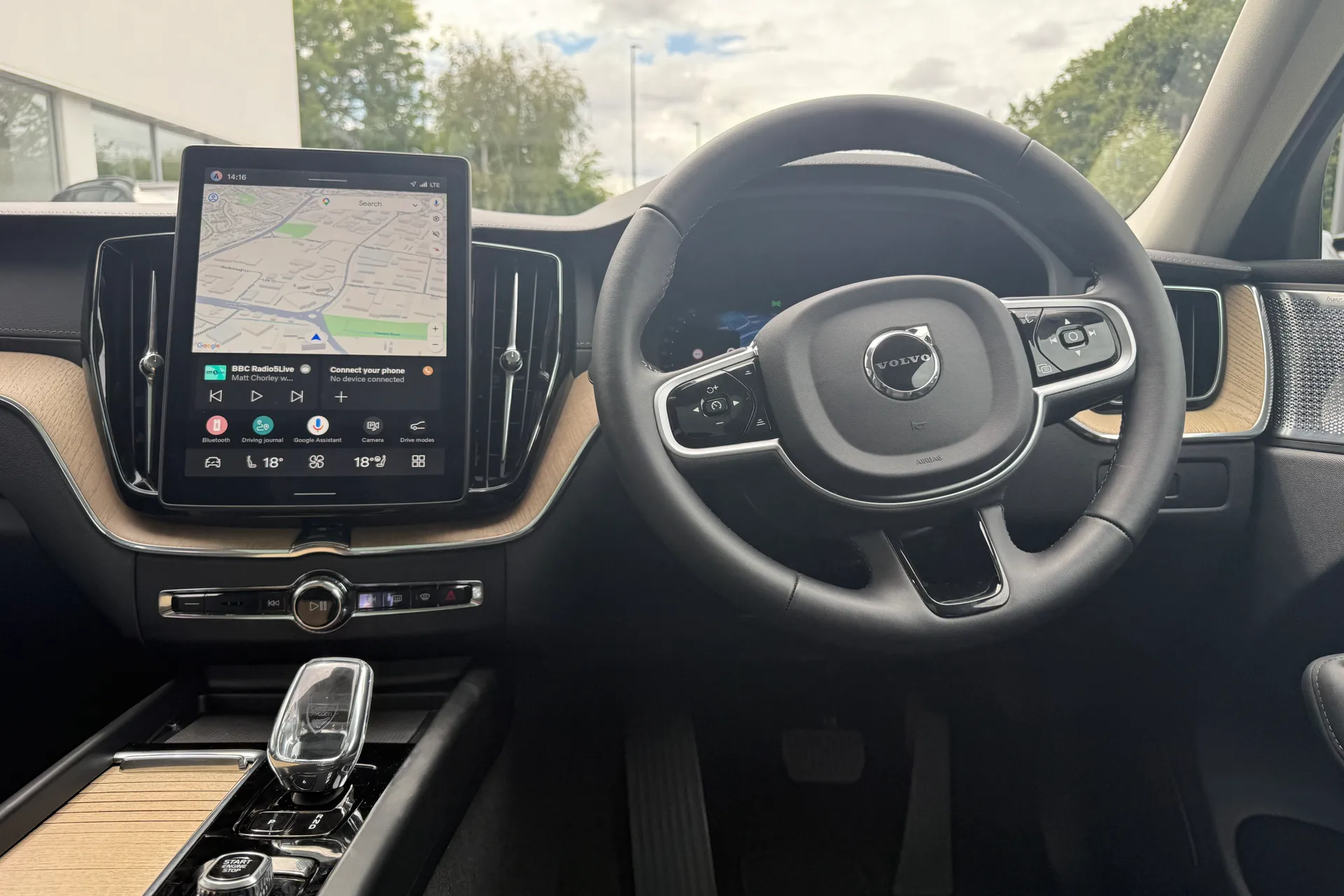 Volvo XC60 thumbnail image number 34