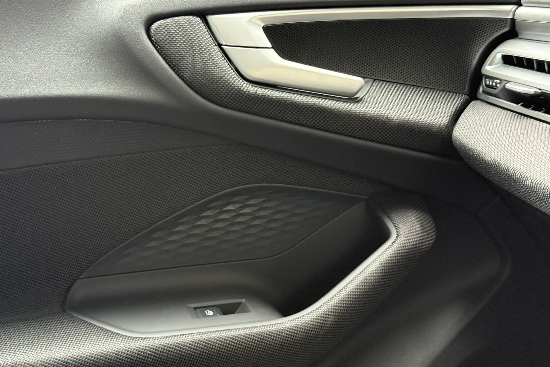 Audi A5 thumbnail image number 24