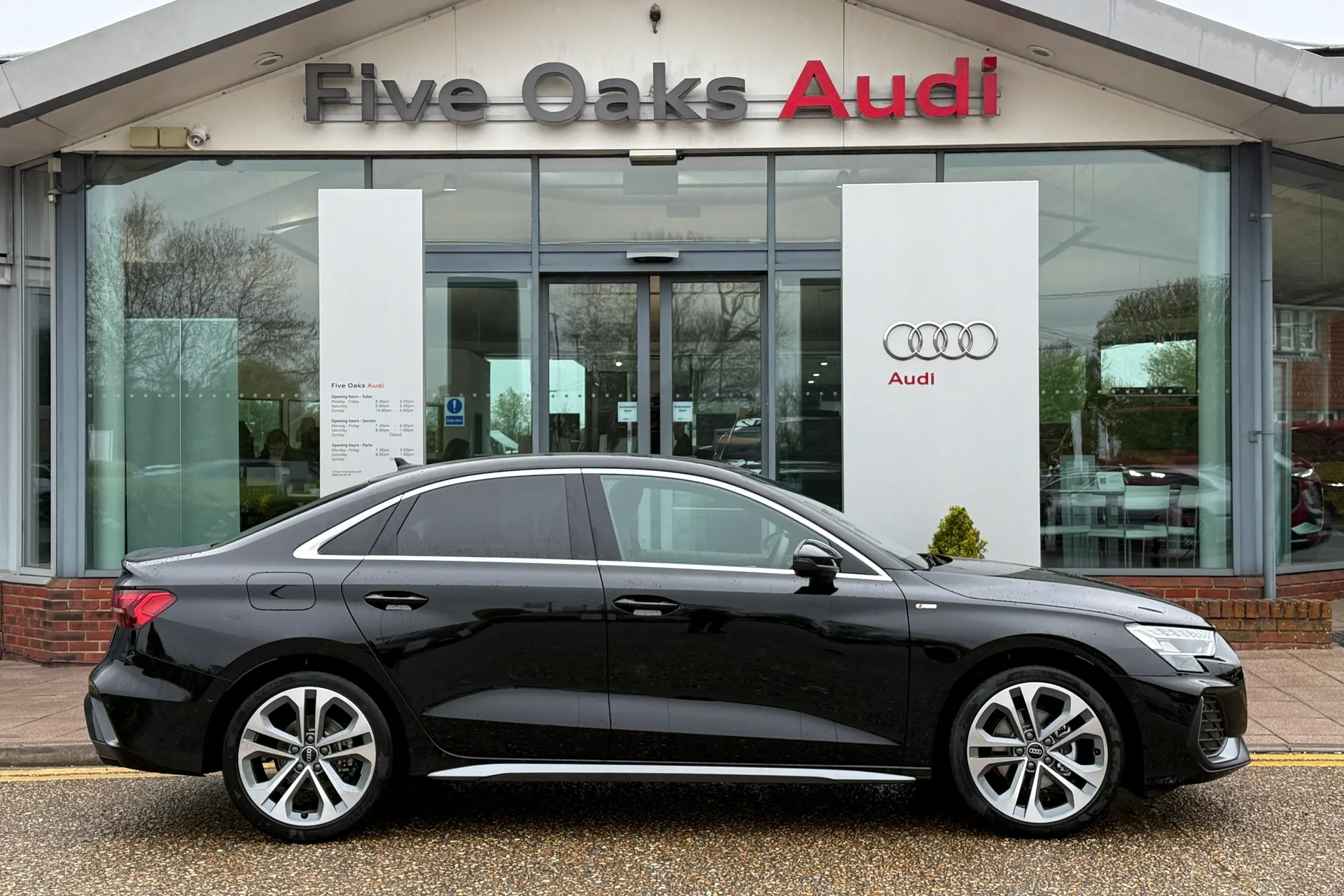 Audi A3 thumbnail image number 2