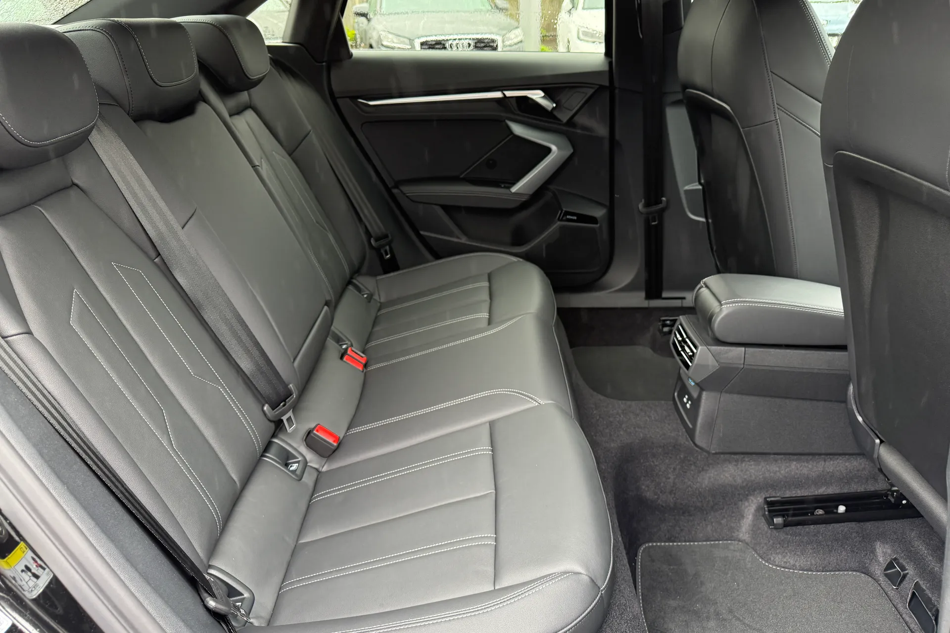 Audi A3 thumbnail image number 51
