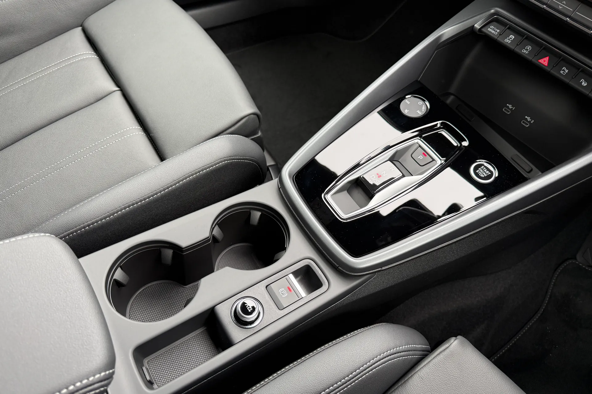 Audi A3 thumbnail image number 46