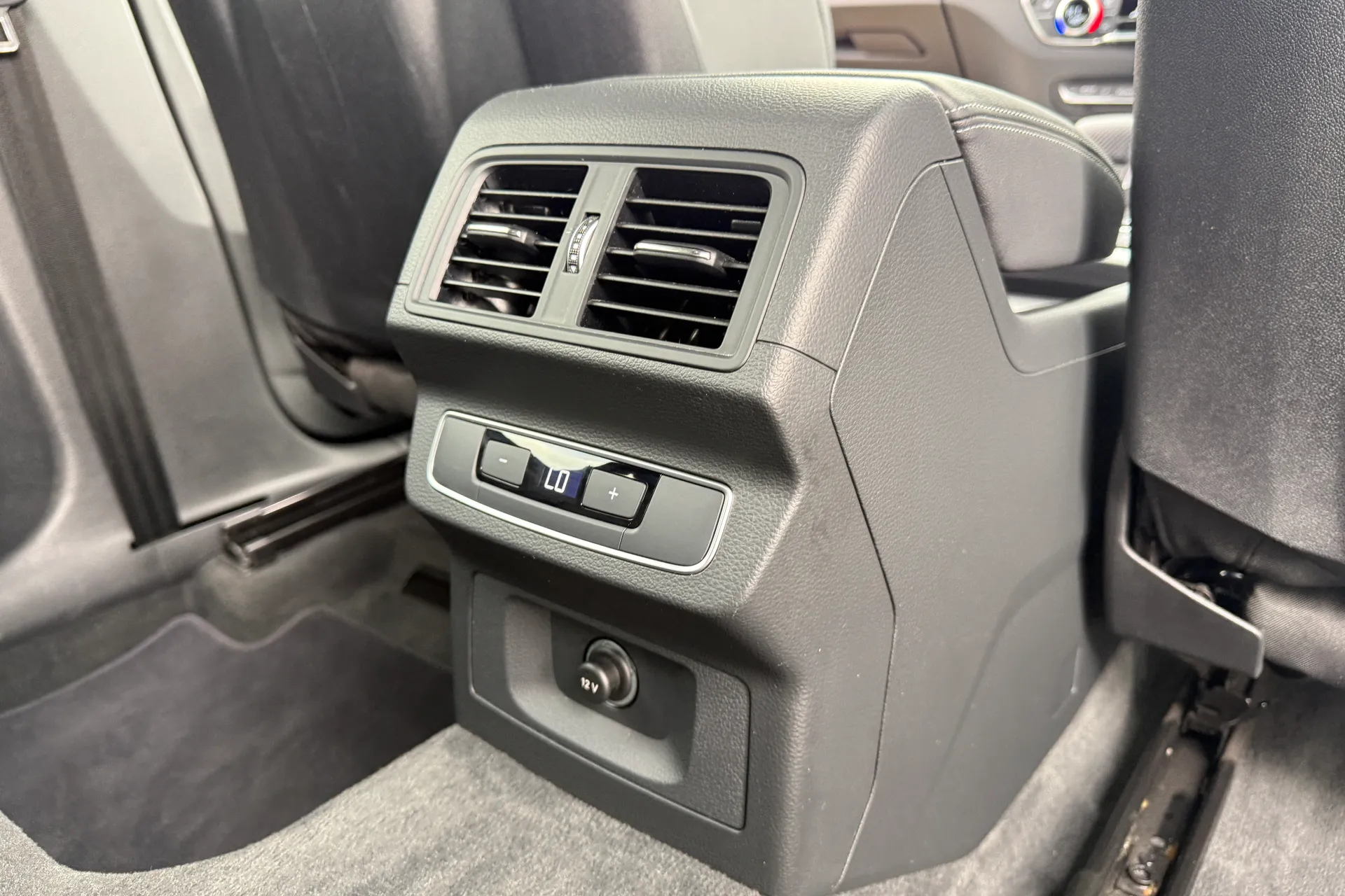 Audi Q5 thumbnail image number 49