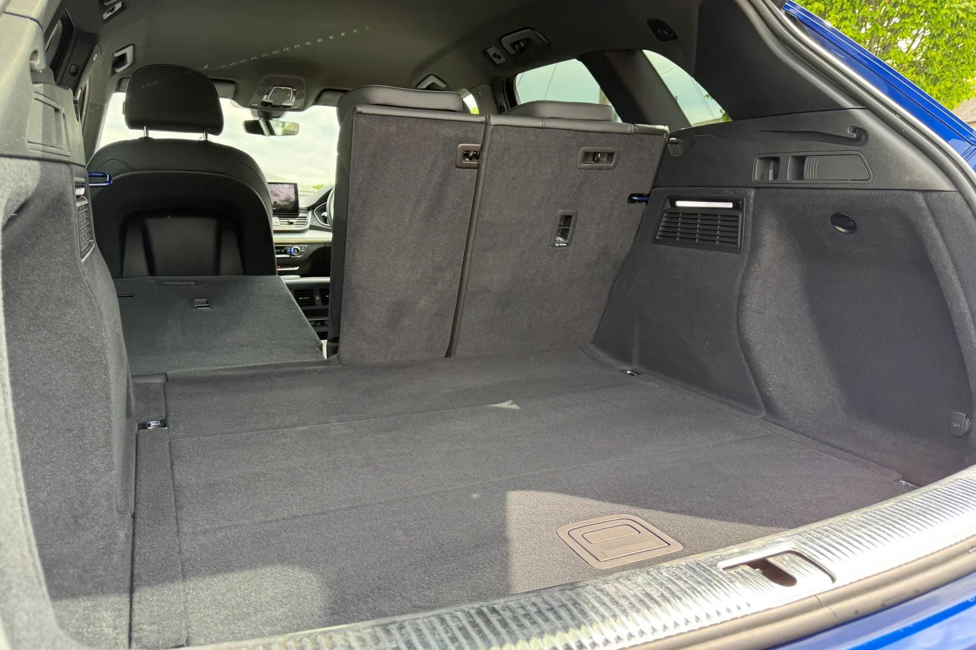 Audi Q5 thumbnail image number 37