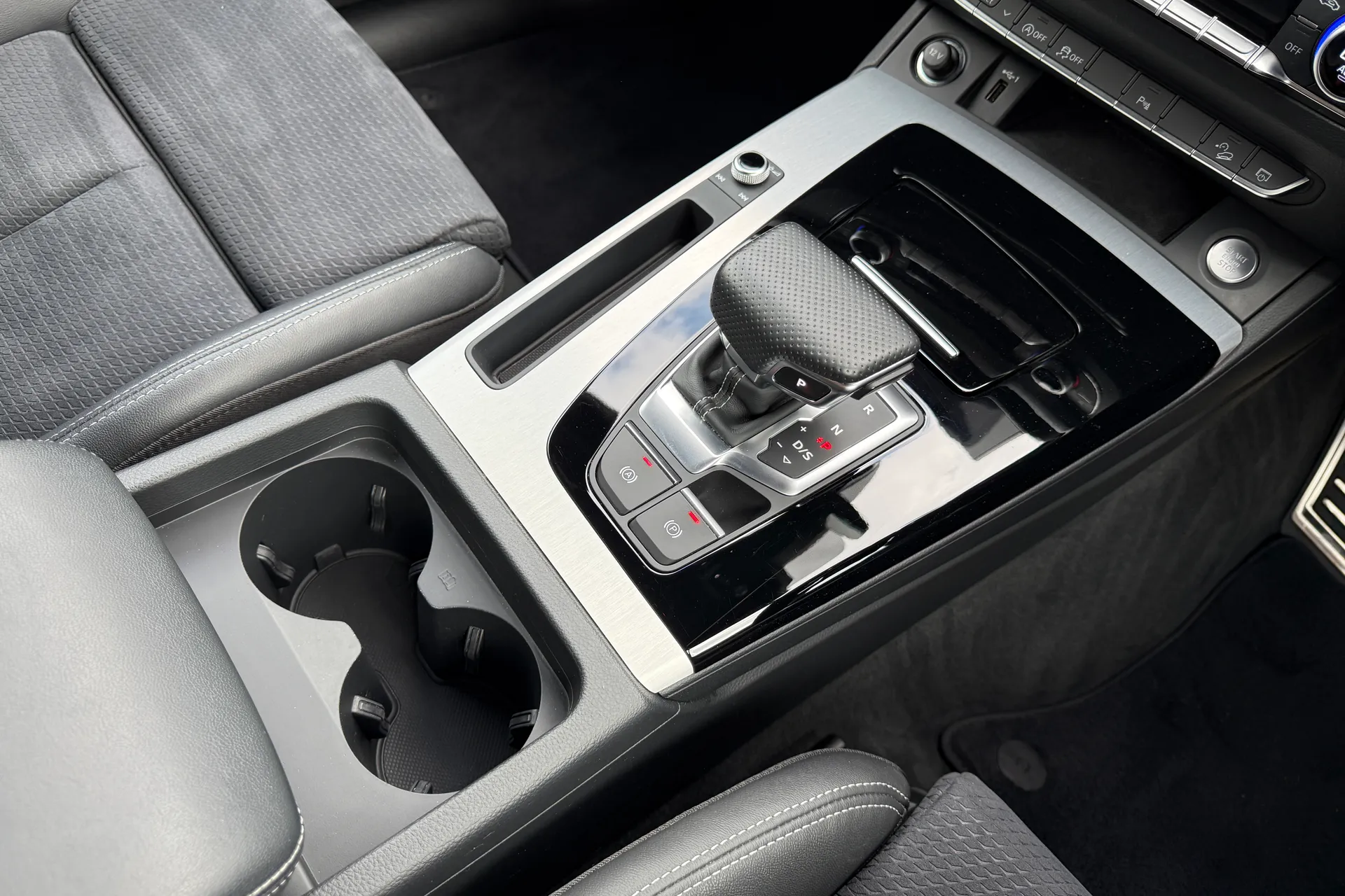 Audi Q5 thumbnail image number 41