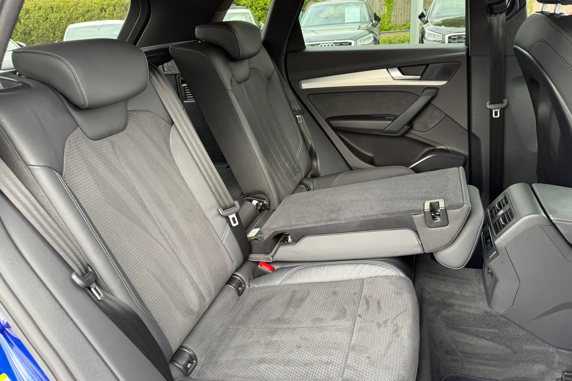 Audi Q5 thumbnail image number 48