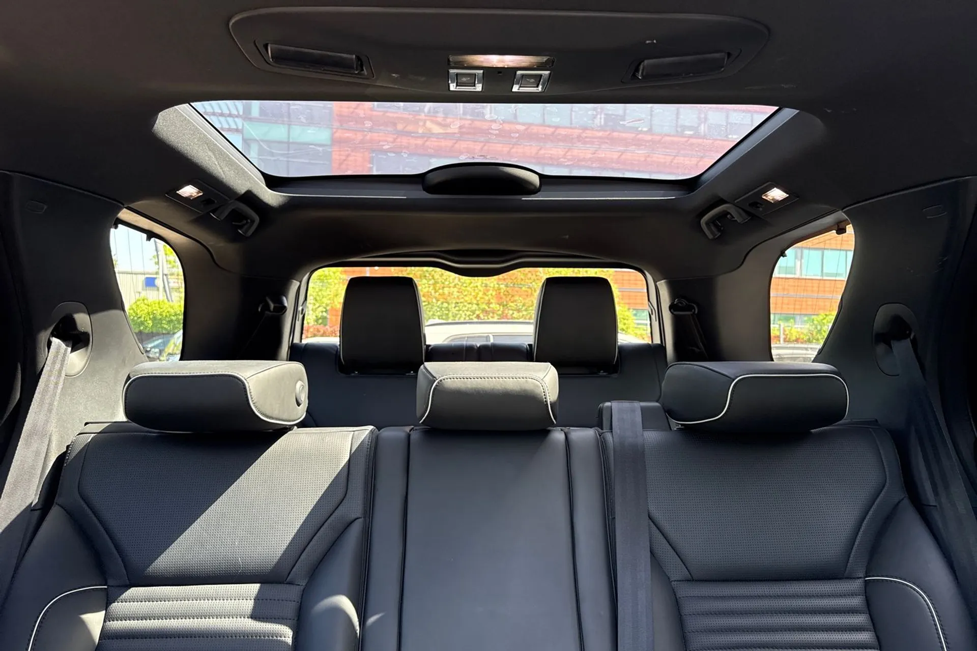 LAND ROVER DISCOVERY thumbnail image number 6