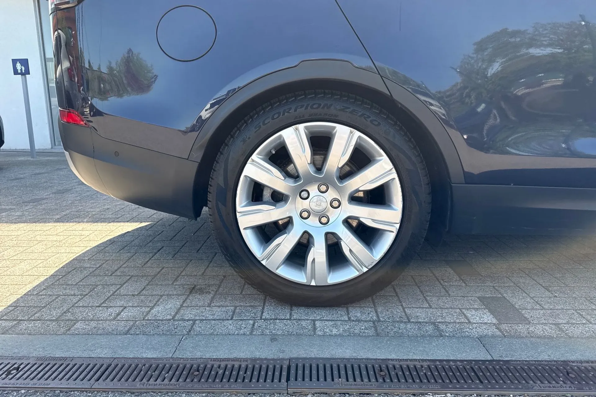 LAND ROVER DISCOVERY thumbnail image number 15