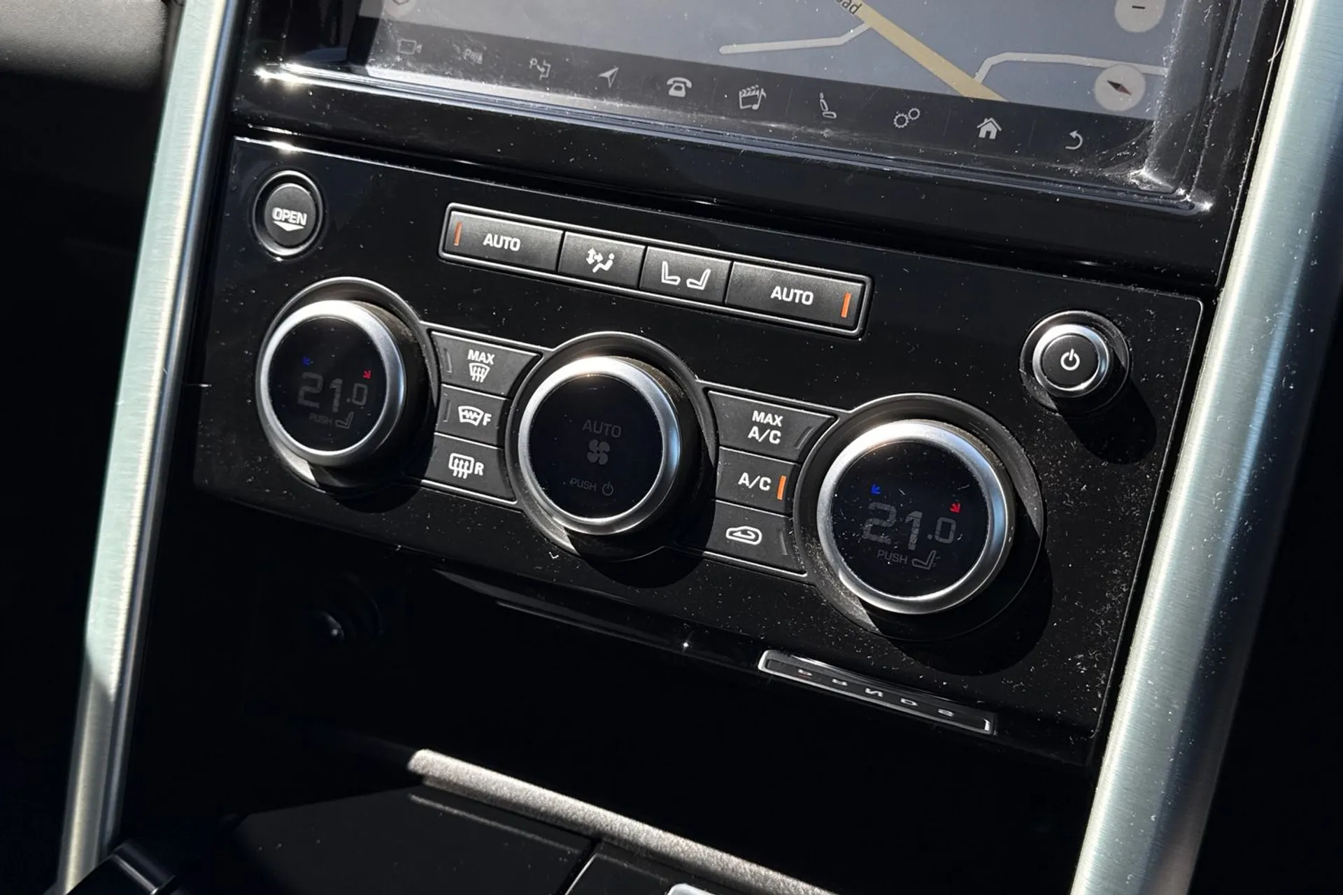 LAND ROVER DISCOVERY thumbnail image number 41