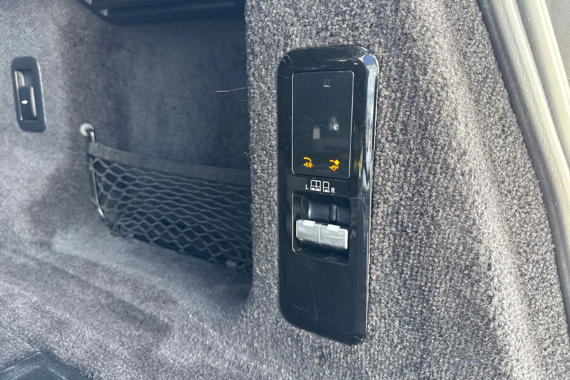 LAND ROVER RANGE ROVER SPORT thumbnail image number 23