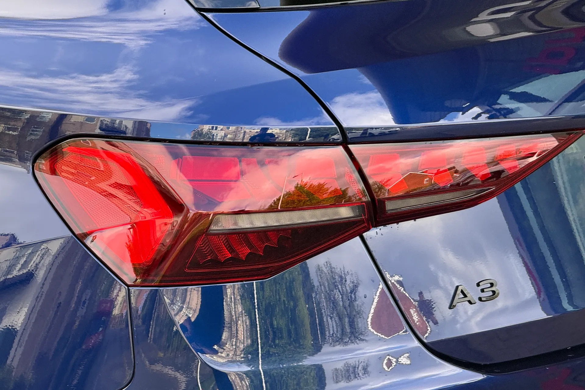 Audi A3 thumbnail image number 48