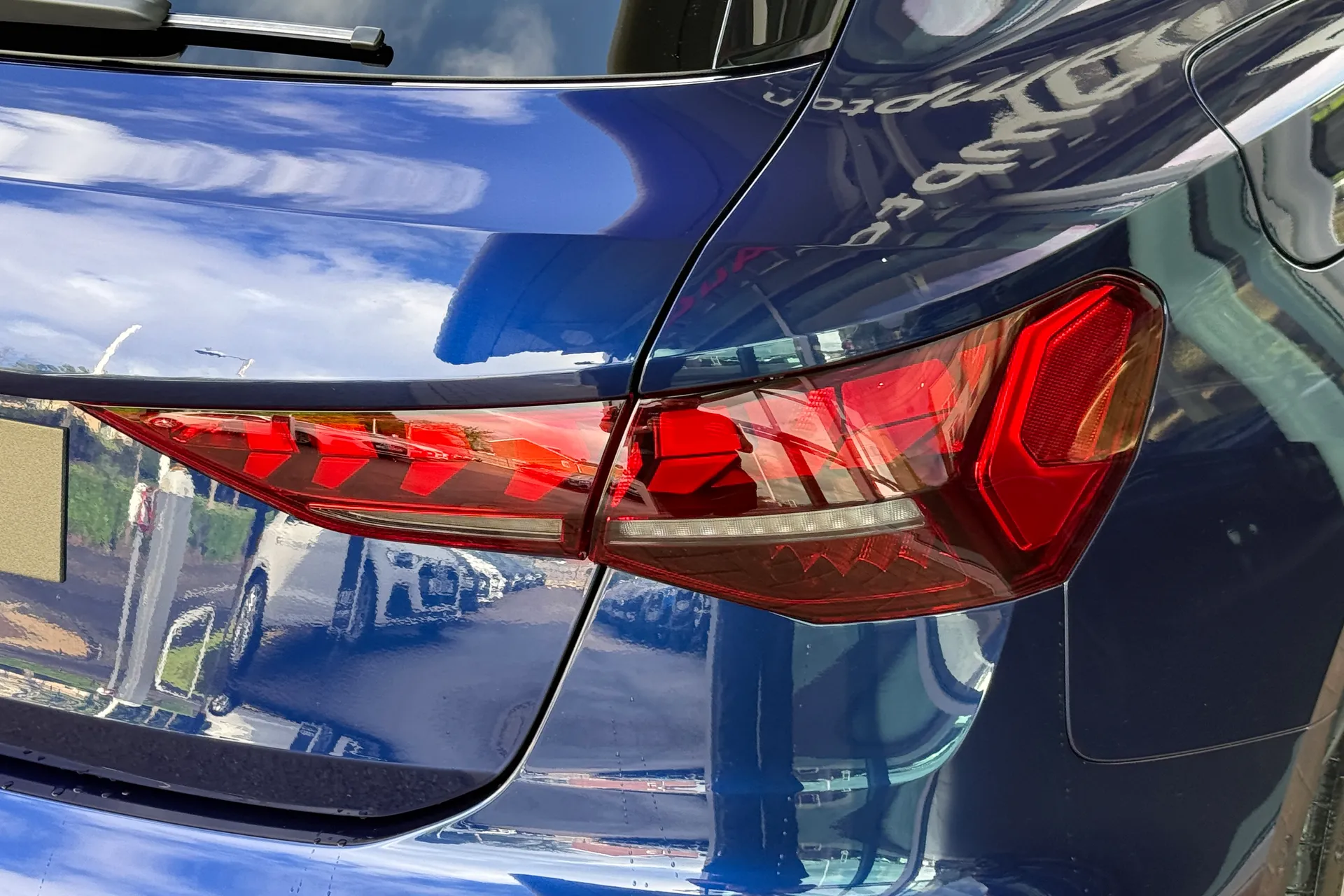 Audi A3 thumbnail image number 46