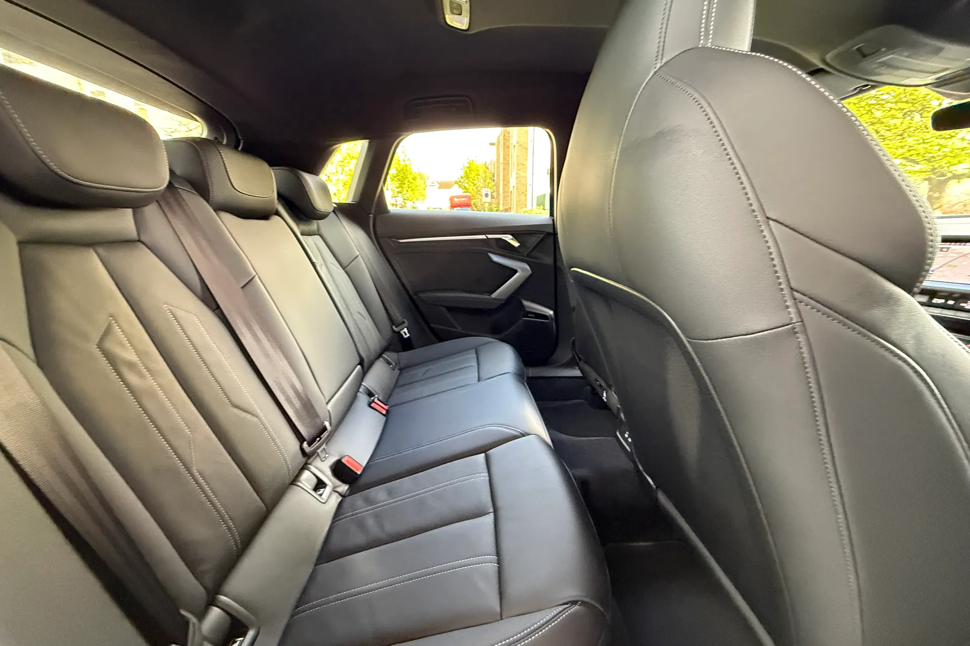 Audi A3 thumbnail image number 44