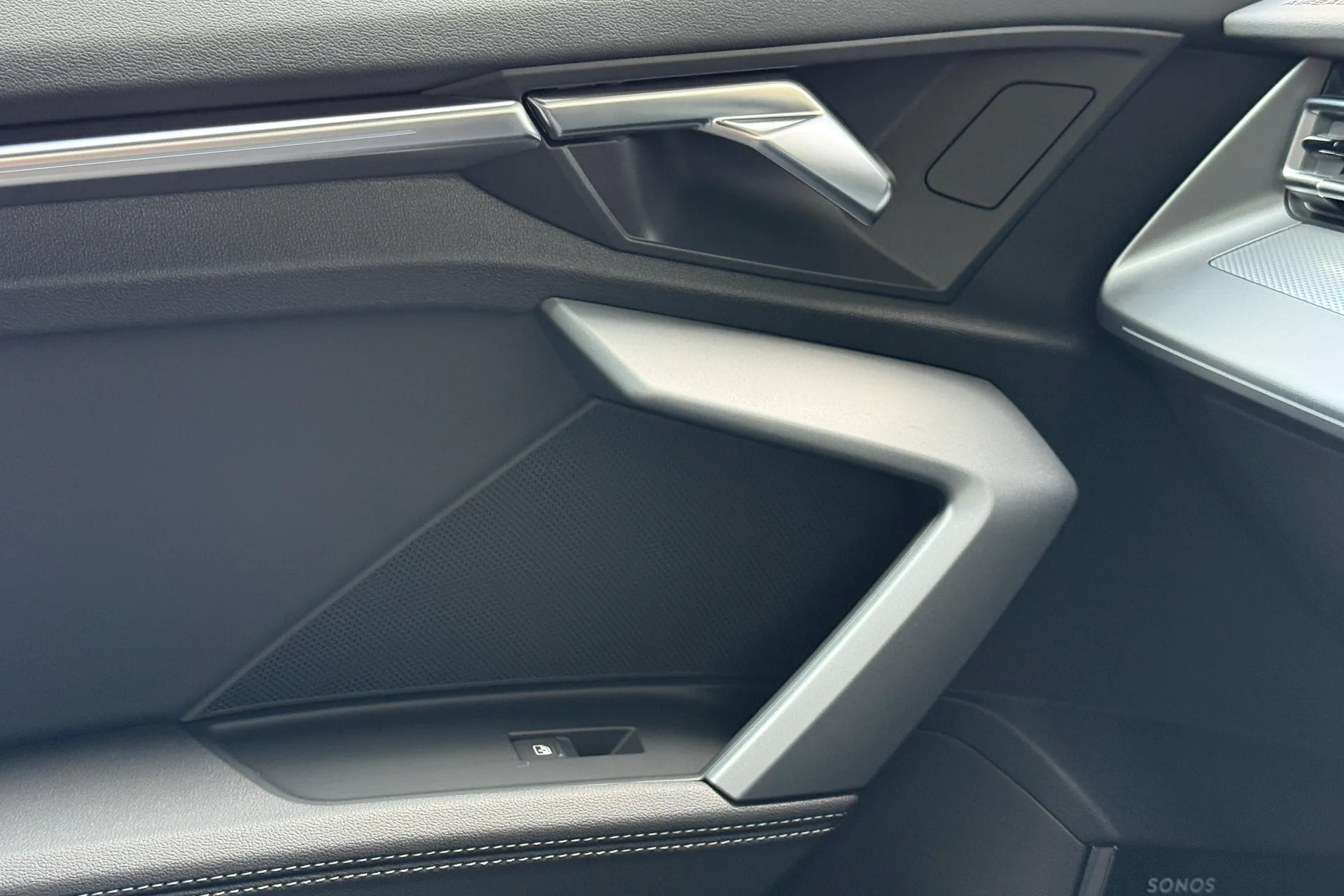 Audi A3 thumbnail image number 31