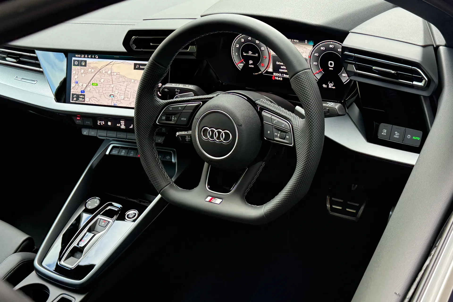 Audi A3 thumbnail image number 35