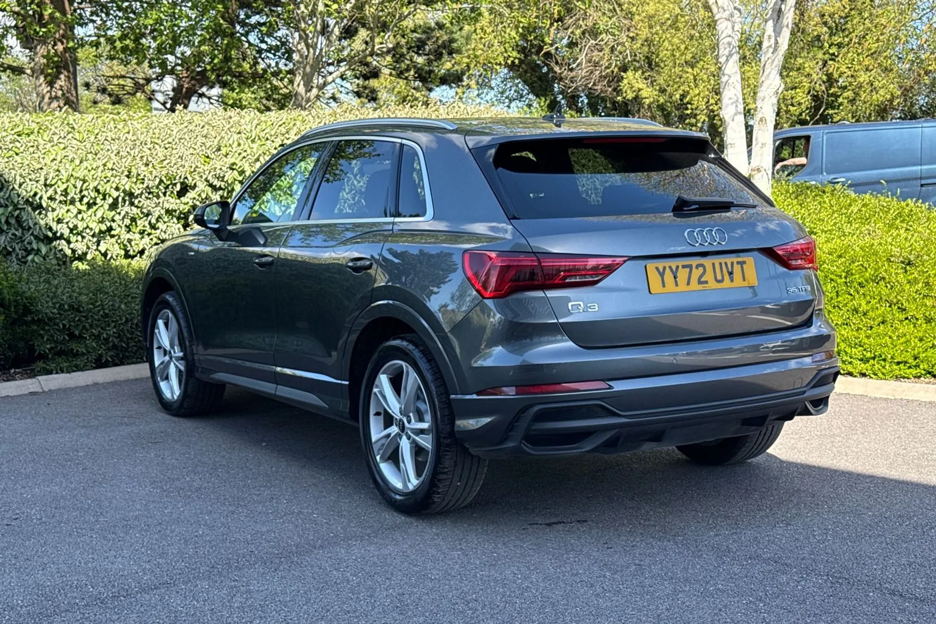 Audi Q3 thumbnail image number 7