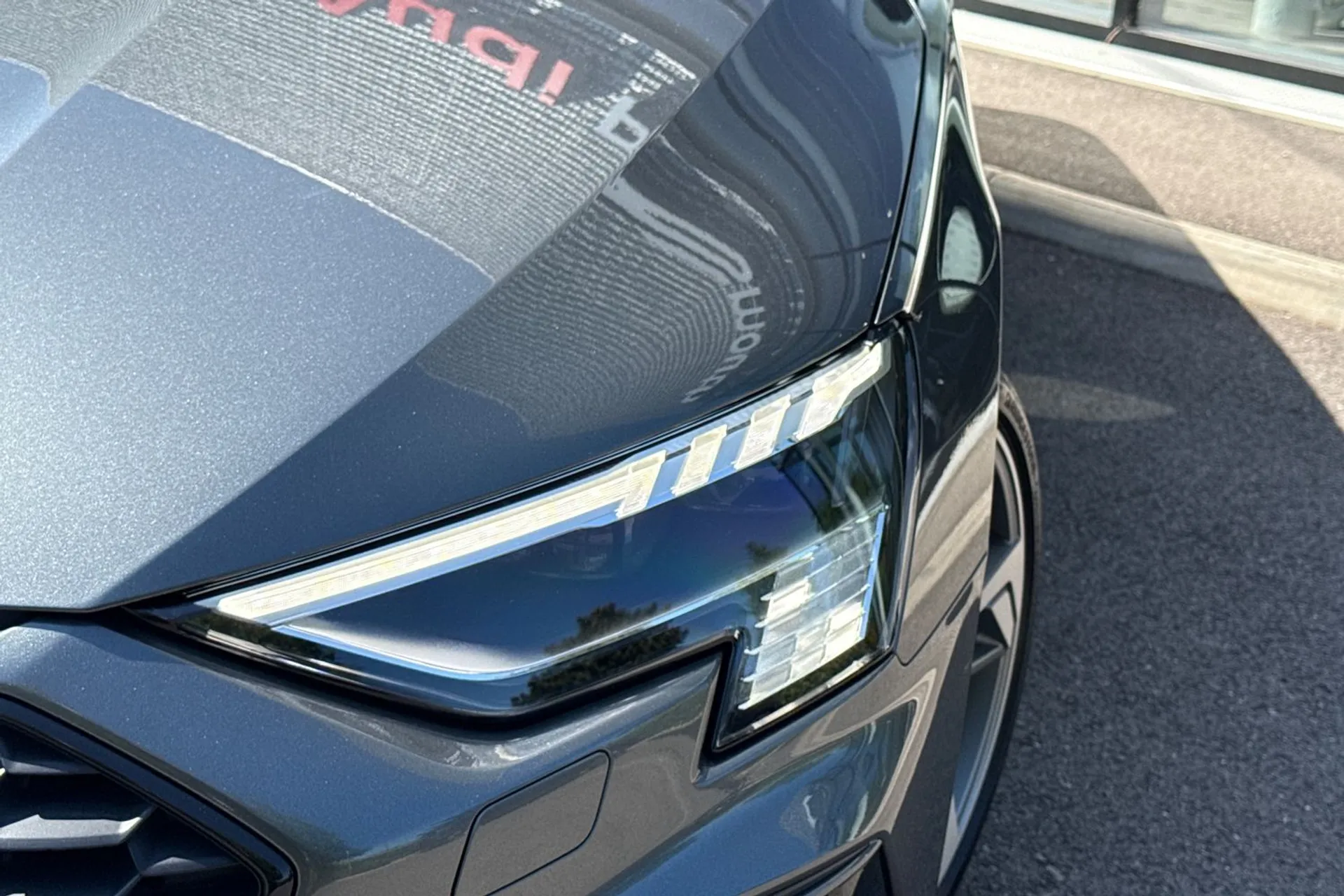 Audi A3 thumbnail image number 32