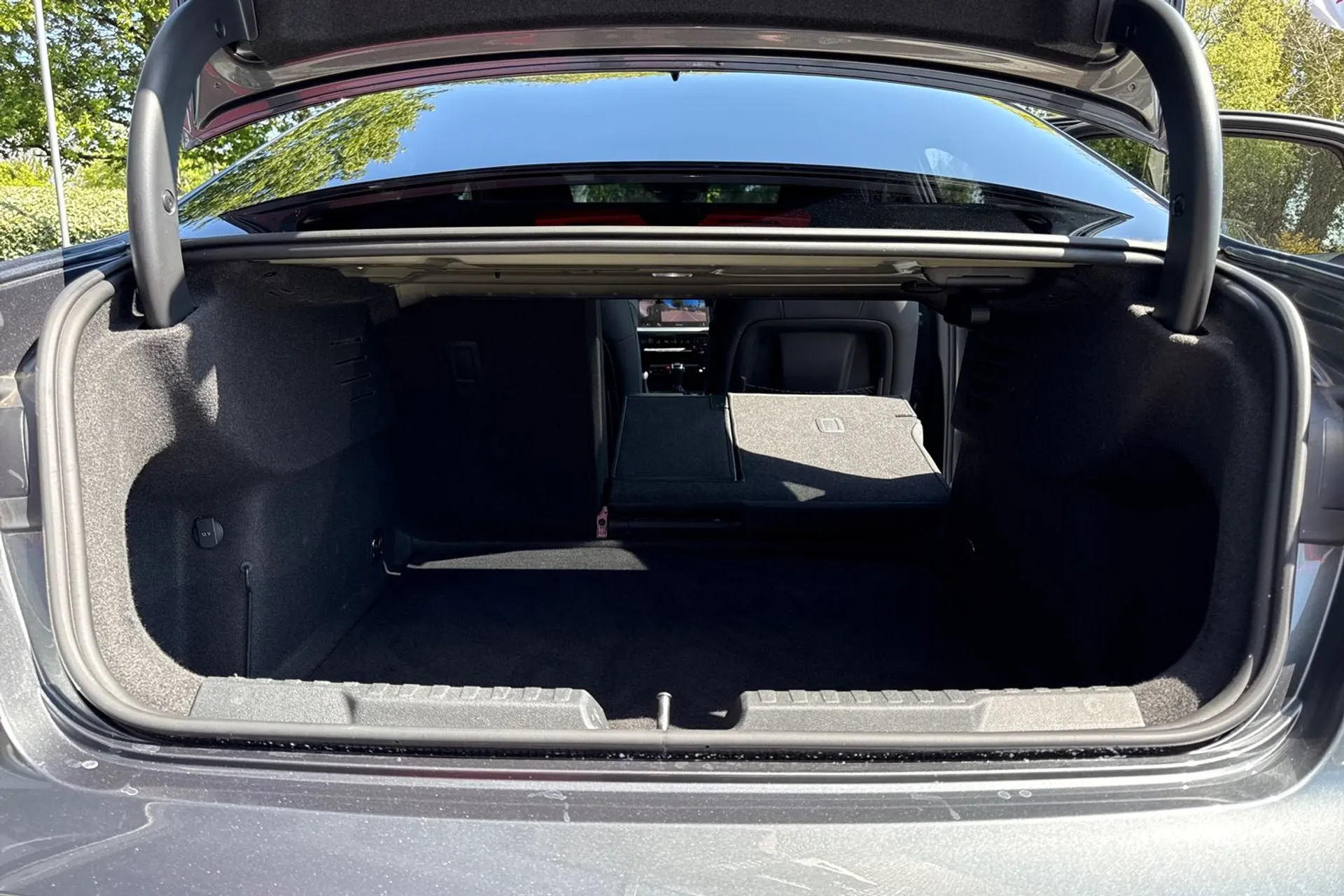 Audi A3 thumbnail image number 40