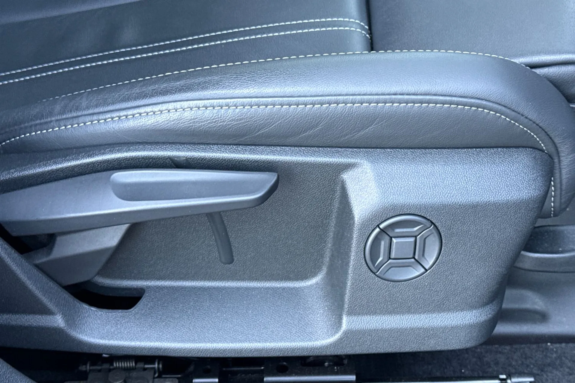 Audi A3 thumbnail image number 41