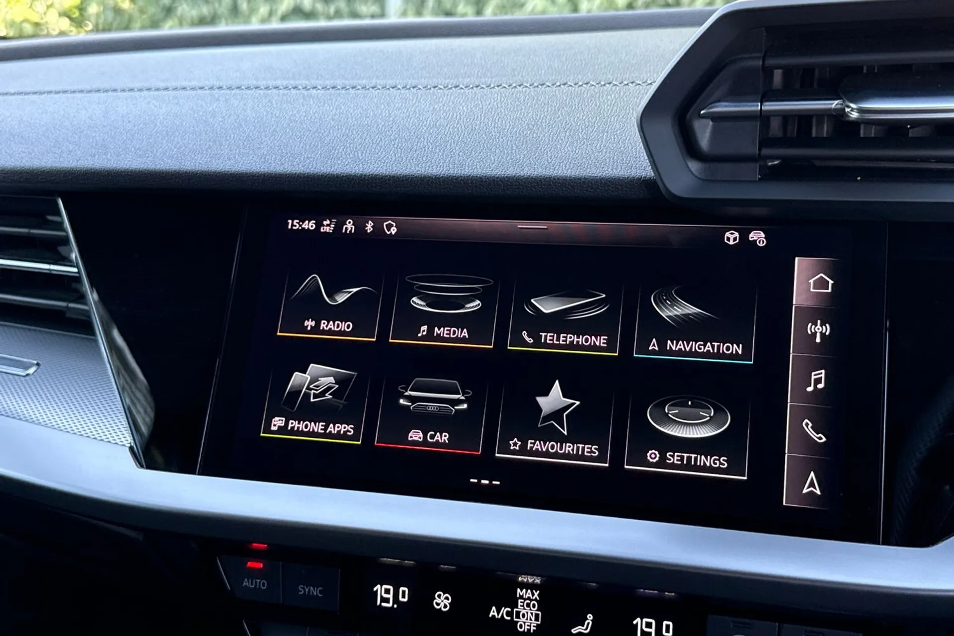 Audi A3 thumbnail image number 19