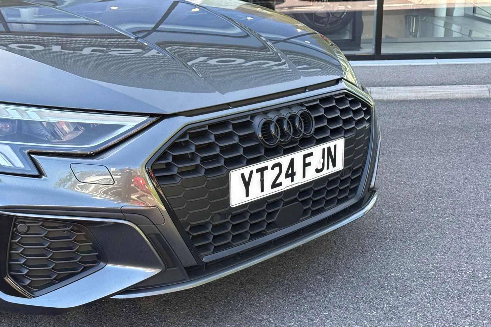 Audi A3 thumbnail image number 9