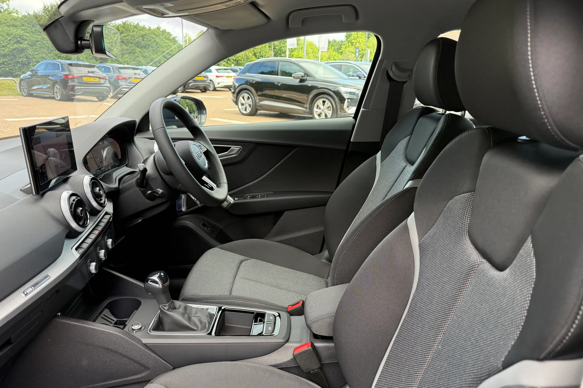 Audi Q2 thumbnail image number 53