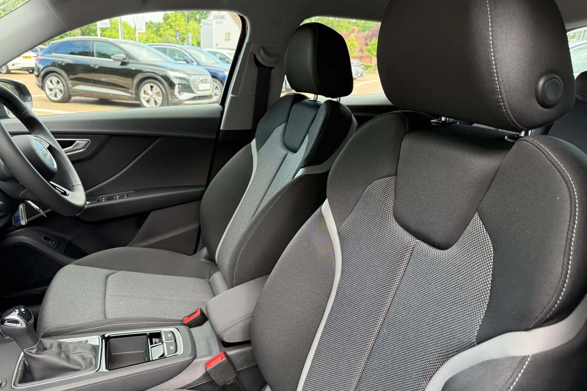 Audi Q2 thumbnail image number 52