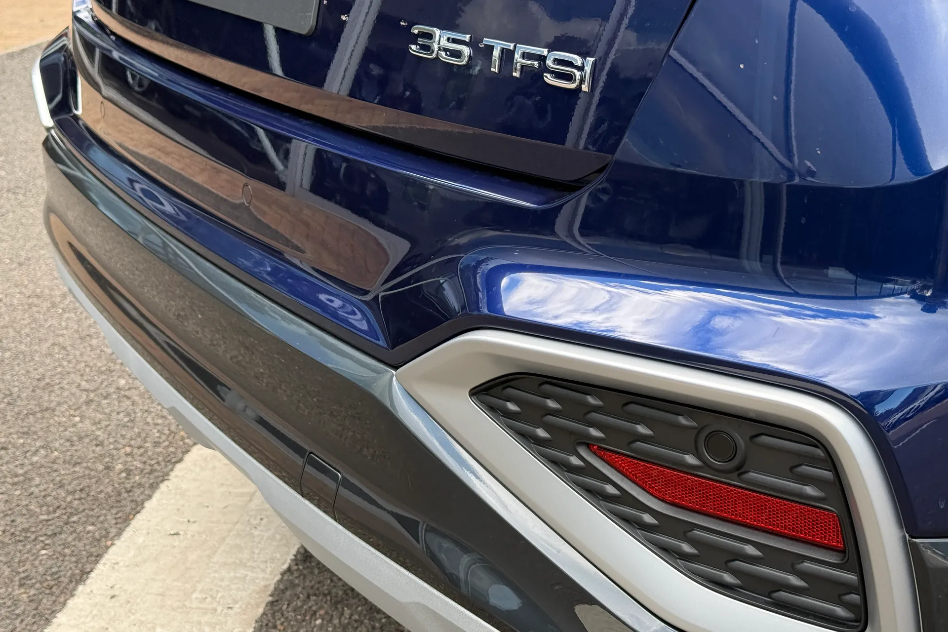 Audi Q2 thumbnail image number 40