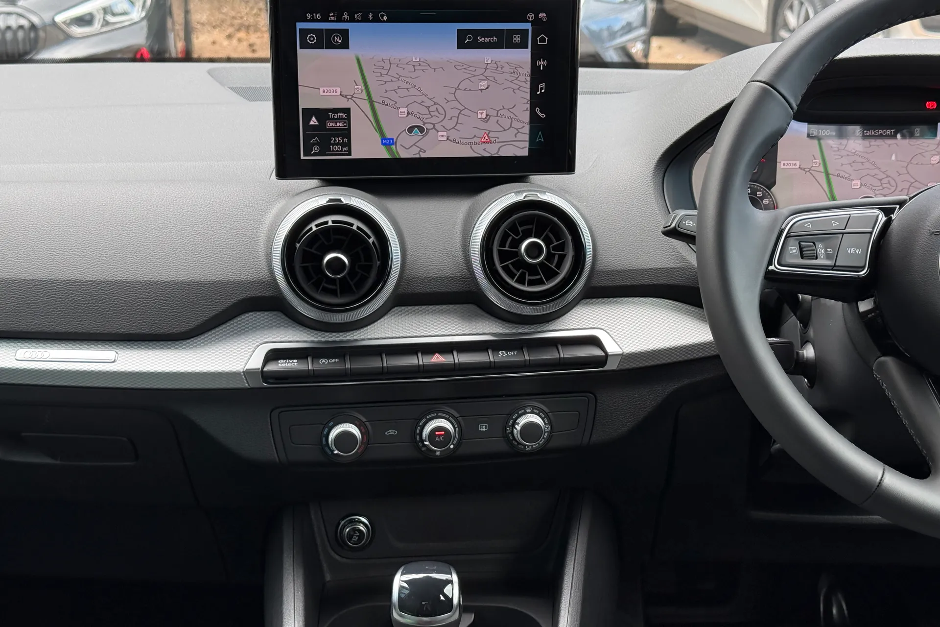 Audi Q2 thumbnail image number 38